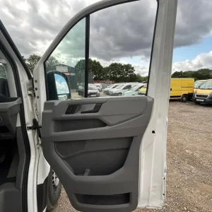 2019 Volkswagen Crafter Crafter CR35 Startline TDI Auto Fridge DIESEL Automatic - Image 8