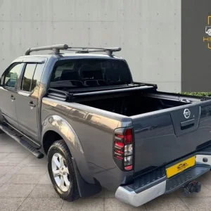 2015 Nissan Navara Double Cab Pick Up Tekna 2.5dCi 190 4WD Auto - Image 5