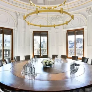 *Bank* Private Serviced Offices: Units from 2 to 60 desks for rent EC2 - Image 3