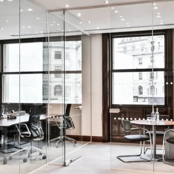 *Bank* Private Serviced Offices: Units from 2 to 60 desks for rent EC2