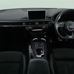 2019 Audi A4 Avant 2.0 TFSI 40 Black Edition Estate 5dr Petrol S Tronic Euro 6 (s/s) (190 ps) Est... - Image 7