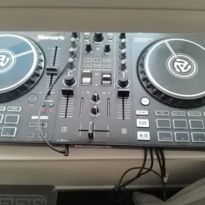 Dj equipment