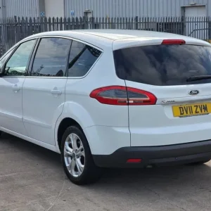 2011 Ford S-Max 2.0 TDCi 140 Titanium 5dr MPV Diesel Manual - Image 6