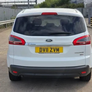 2011 Ford S-Max 2.0 TDCi 140 Titanium 5dr MPV Diesel Manual - Image 8
