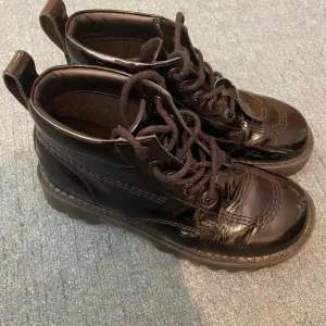 Boots kickers size 3 - Image 2