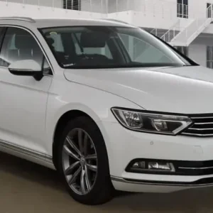 2016 Volkswagen Passat 2.0 TDI BlueMotion Tech GT Estate 5dr Diesel DSG Euro 6 (s/s) (150 ps) Est... - Image 2
