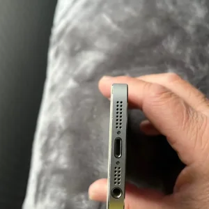 iPhone 5S 16GB silver unlocked - Image 7