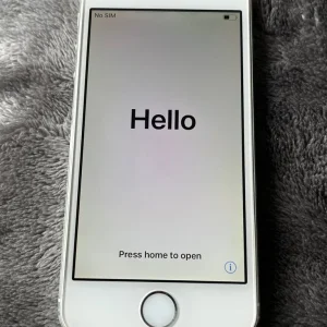 iPhone 5S 16GB silver unlocked