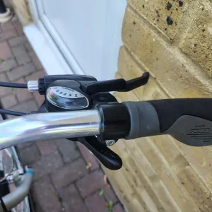 Ladies Raleigh Edale Hybrid Bike Womens Road and Trail Bicycle Step-Thru Cycle - Image 4