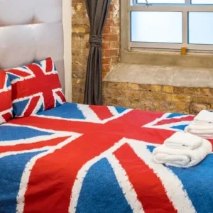 Converted Coffee Factory | City Centre | Zone 1 Old Street | Shoreditch | WALK IN WARDROBE | PARKING - Image 8