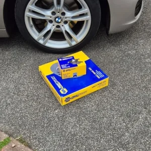 2016 BMW 5 SERIES 520D - Image 8