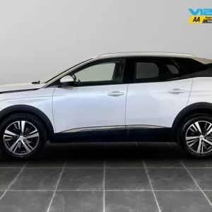 2021 Peugeot 3008 1.2 PureTech Allure Premium 5dr HATCHBACK Petrol Manual - Image 7