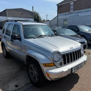 2006 Jeep Cherokee 2.8 CRD Limited 5dr Auto Diesel - Image 4
