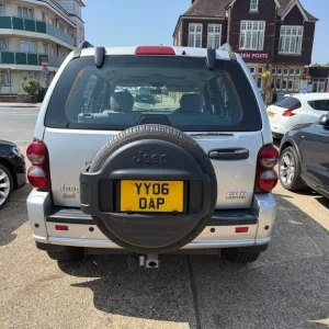 2006 Jeep Cherokee 2.8 CRD Limited 5dr Auto Diesel - Image 6