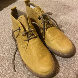 Josef Seibel Women’s Shoes/Boots