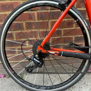 TREK 1.1 series road bike - Image 3