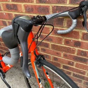 TREK 1.1 series road bike - Image 5