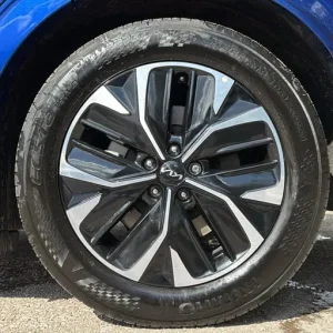 Kia Ev6 77.4kwh Gt Line Hatchback 5dr Electric Auto Awd 320 Bhp Electric - Image 8