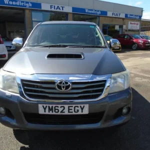 TOYOTA HILUX 2.5 D-4D HL3 2012 - Image 5