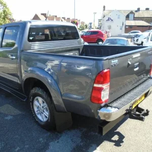 TOYOTA HILUX 2.5 D-4D HL3 2012 - Image 6