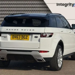 2013 Land Rover Range Rover Evoque 2.2 SD4 Dynamic SUV 5dr Diesel Auto 4WD Euro 5 (s/s) (190 ps) ... - Image 4