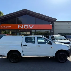 2020 Isuzu D-Max DCB TRUCKMAN TOP AC 4X4 Pick Up Diesel Manual - Image 2