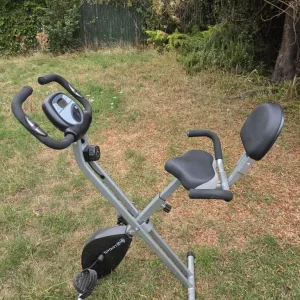 Exercise bike - Image 2