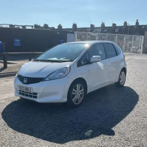 2013 Honda Jazz 1.4 i-VTEC ES Plus Hatchback 5dr Petrol CVT Euro 5 (99 ps) HATCHBACK Petrol Autom... - Image 3