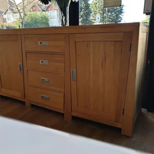 Solid Oak Sideboard with 2 Doors and 4 Drawers - Image 5