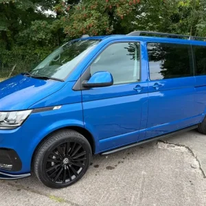 2021 VOLKSWAGEN TRANSPORTER T6.1 150 7 SPEED DSG AUTO 8 SEAT SHUTTLE SE LWB IN