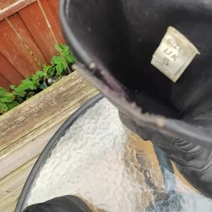 East London Motorcycle Clothing – ALL TYPES – SEE PHOTOS – EAST LONDON - 353 - Image 6