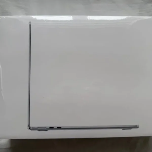NEW Apple MacBook Air 13.6"- M2, 16 GB RAM, 256 GB SSD, warranty