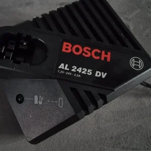 Original Bosch Battery Charger - Image 3