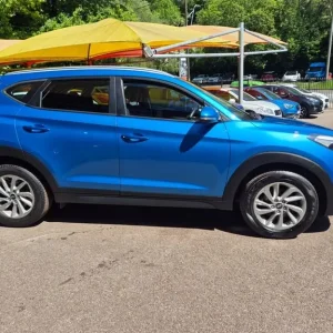 2015 Hyundai TUCSON CRDI SE NAV BLUE DRIVE Estate Diesel Manual - Image 5
