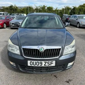 2009 Skoda Octavia 2.0 TDI DSG Estate Diesel - Image 2