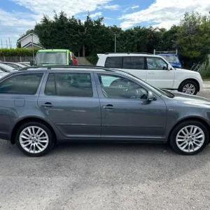 2009 Skoda Octavia 2.0 TDI DSG Estate Diesel - Image 7