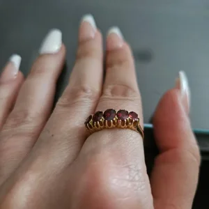 18ct gold garnet ring for sale - Image 3