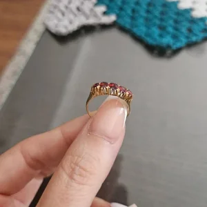 18ct gold garnet ring for sale - Image 6