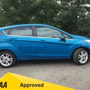 2014 Ford Fiesta 1.0 Zetec Hatchback 5dr Petrol Manual Euro 5 (s/s) (80 ps) Hatchback Petrol Manual - Image 3