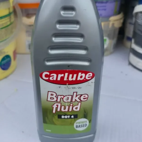 Dot 4 brake fluid