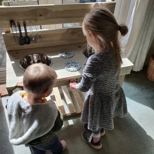Classic mud kitchen - Image 5