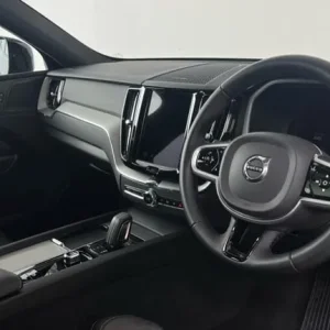 2022 Volvo XC60 B5 R-Design, Mild Hybrid(360 Camera, Harman Kardon, Panroof, Tints) Estate Petrol... - Image 4