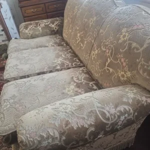 Solid 'Hampton' 3 seater settee - Image 3