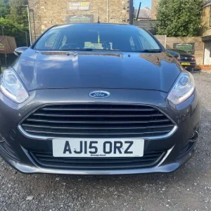 2015 Ford Fiesta 1.25 Zetec Euro 6 5dr HATCHBACK Petrol Manual - Image 3
