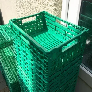 Collapsable stackable storage crates - Image 3