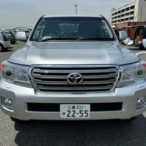 TOYOTA LAND CRUISER AMAZON ZX 4.6 V8 PETROL 2014 24K MILES 1 OWNER FROM NEW - Image 5