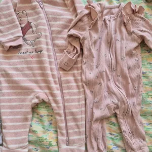 16 baby grows - Image 7