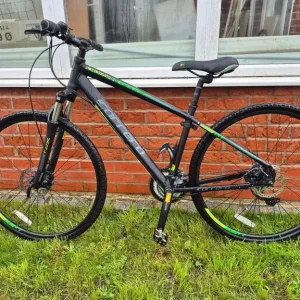 Carrera crossfire 2 hybrid bike