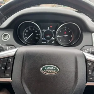 2016 Land Rover Discovery Sport 2.0 TD4 HSE Dynamic Lux SUV 5dr Diesel Auto 4WD Euro 6 (s/s) (180... - Image 5