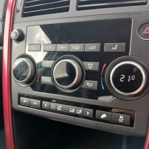 2016 Land Rover Discovery Sport 2.0 TD4 HSE Dynamic Lux SUV 5dr Diesel Auto 4WD Euro 6 (s/s) (180... - Image 7